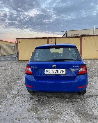 Skoda Fabia cena 24500 przebieg: 270000, rok produkcji 2019 z Katowice małe 121